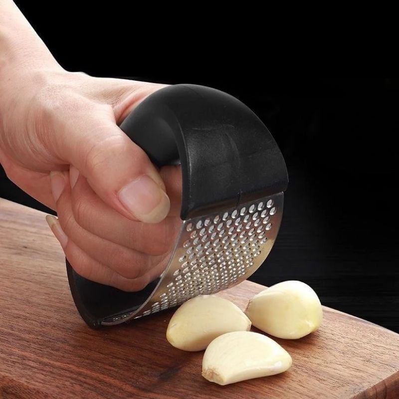 STORAZONE Kitchen Stainless Steel Garlic Masher Garlic Press Household Manual Curve Fruit Vegetable Tools Kitchen Gadgets