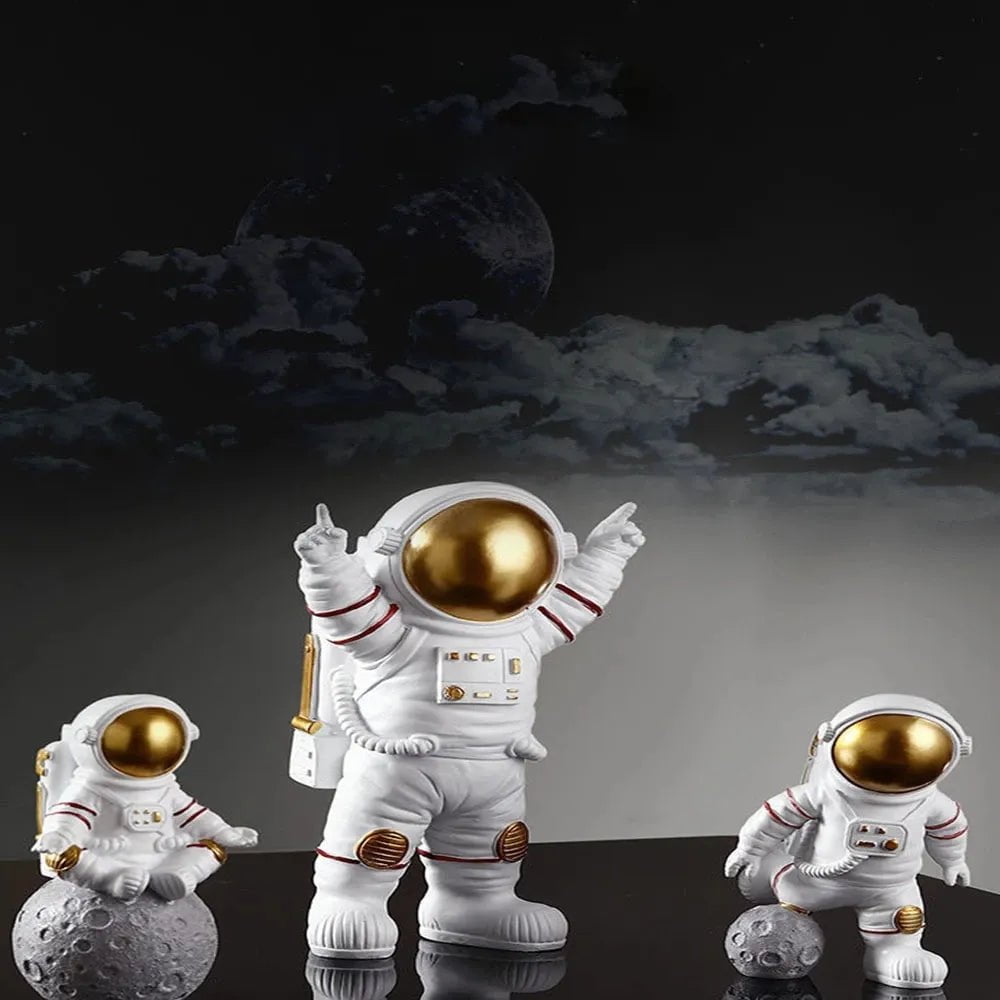 Storazone 4 pcs Astronaut Figure Statue Figurine Spaceman Sculpture Educational Toy Desktop Home Decoration Astronaut Model For Kids Gift