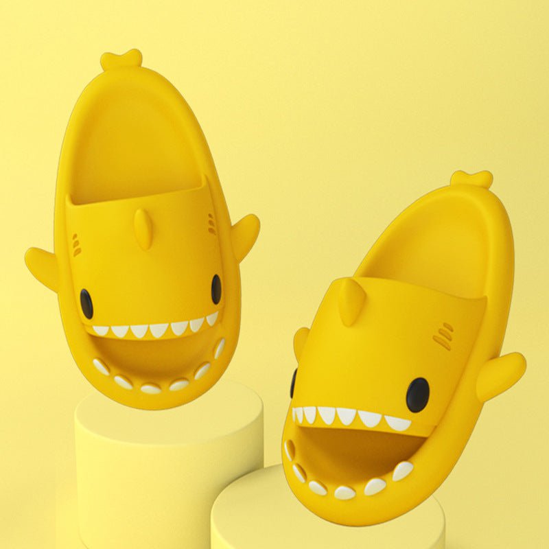 STORAZONE Bag and Choose Yellow / 36or37 Adult's Slippers Indoor Outdoor Funny Shark Cartoon