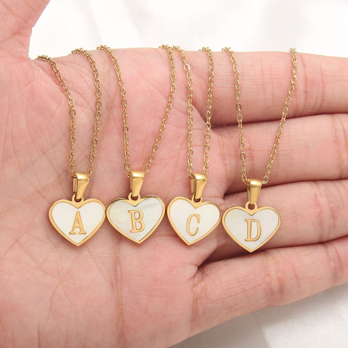 STORAZONE Best Seller 26 Letter Heart-shaped Necklace White Shell Love Clavicle Chain Fashion Personalized Necklace For Women Jewelry Valentine's Day