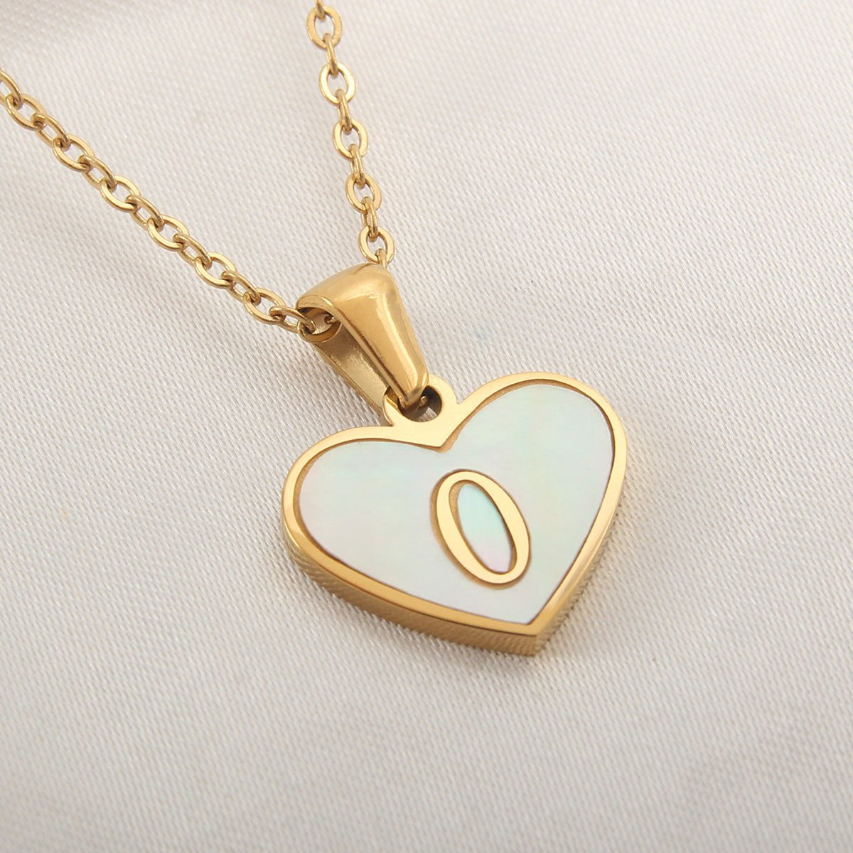 STORAZONE Best Seller O 26 Letter Heart-shaped Necklace White Shell Love Clavicle Chain Fashion Personalized Necklace For Women Jewelry Valentine's Day