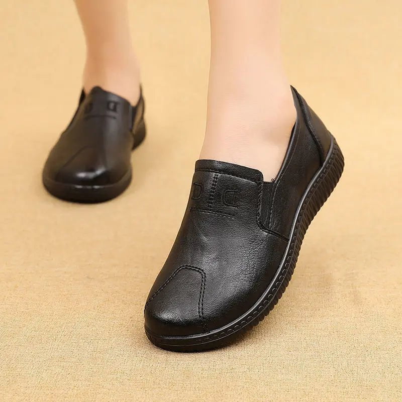 Storazone Black / 4.5 / CN Moccasins Mom Flats Shoes Soft Sole Loafers Round Toe ShoesNew Spring and Autumn Flat Sole Non slip Female Casual Leather Shoes