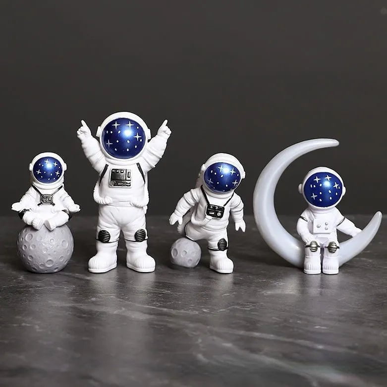 Storazone Blue 4pcs 4 pcs Astronaut Figure Statue Figurine Spaceman Sculpture Educational Toy Desktop Home Decoration Astronaut Model For Kids Gift