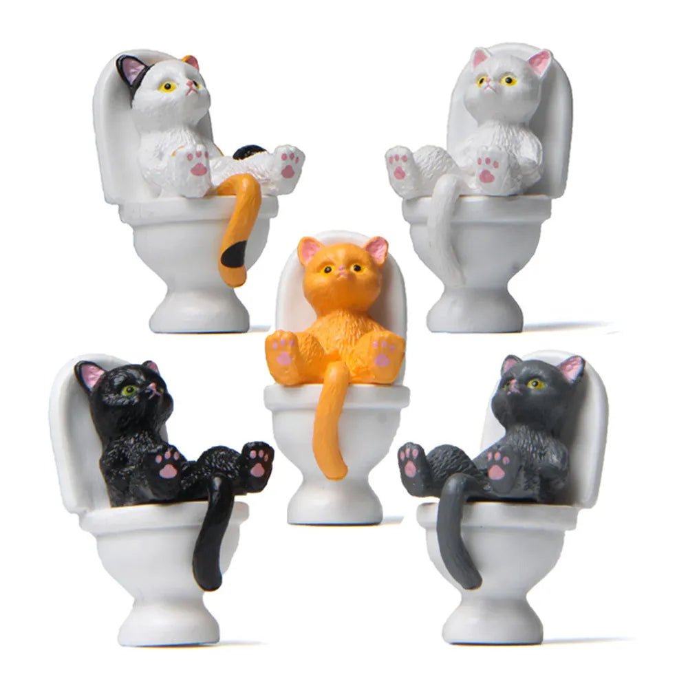 Storazone Cat on Toilet Resin Home Decoration Action Figure Dollhouse Landscape Accessories Fairy Garden Miniatures Desktop Model Ornament