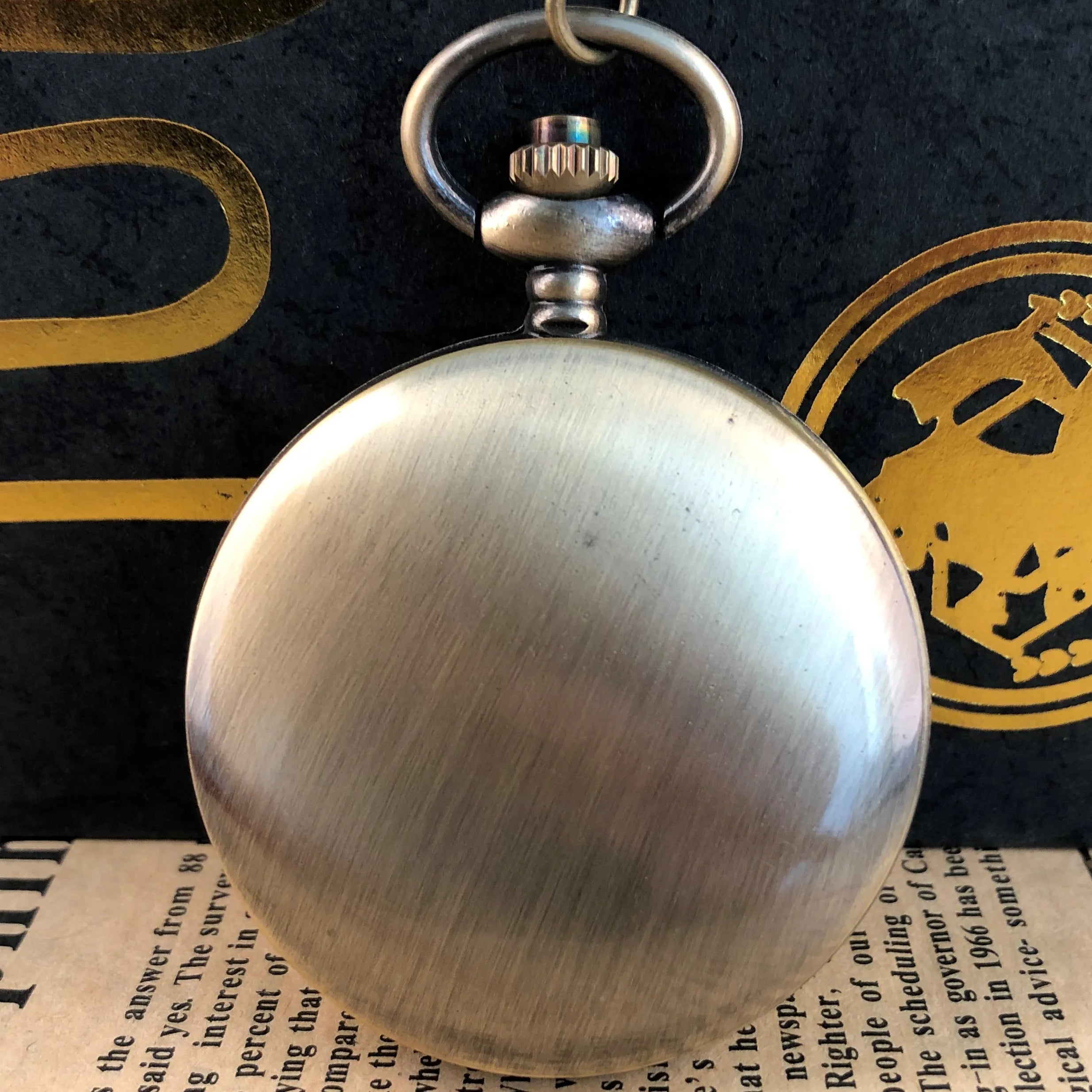 Storazone Classic popular letter pattern movie theme Quartz pocket watch white dial Roman numerals necklace male and female students gift