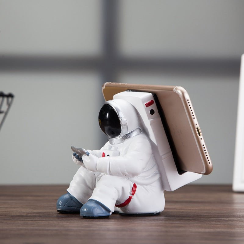 STORAZONE Electronics Astronaut Simple Astronaut Mobile Phone Stand Student Desktop Holder Cute Spaceman Cell Phone Holder Creative Gift Small Desk Decoration