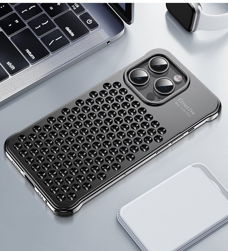 STORAZONE Electronics Black Metal Honeycomb Shell / Iphone14 Metal Hollow Heat Dissipation Phone Case