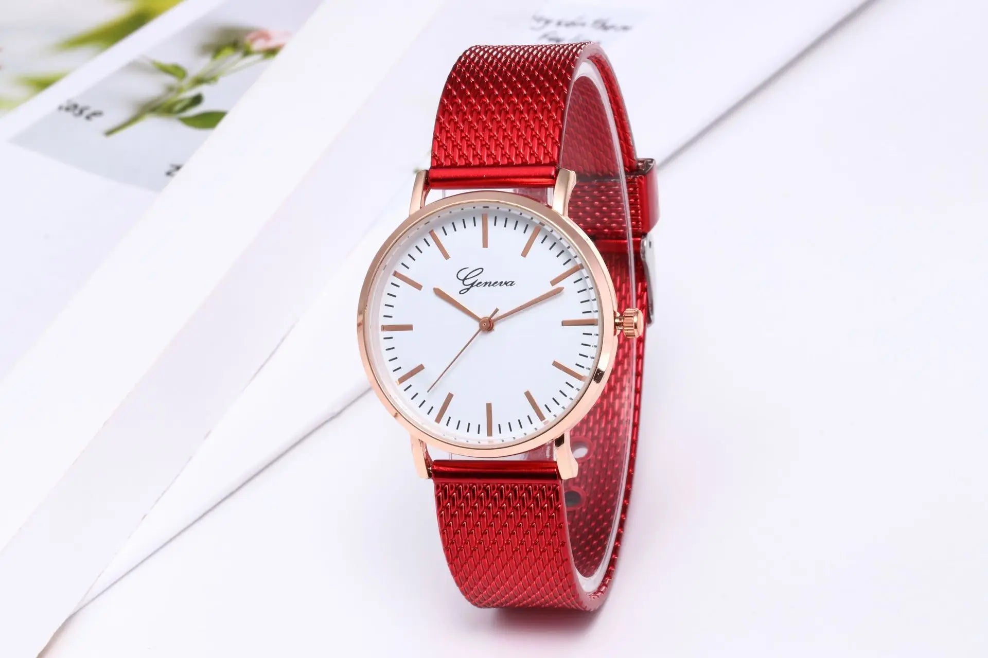 Storazone Luxury Wrist Watches for Women Fashion Quartz Watch Silicone Band Dial Women Wathes Casual Ladies watch relogio feminino