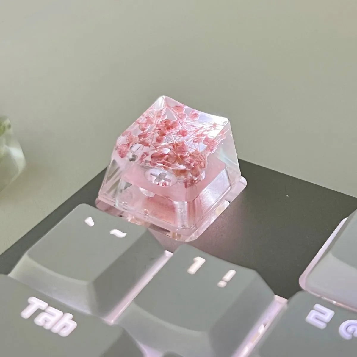 Storazone Pink 1Pcs High Quality Epoxy DIY Translucent Leaves Dry Flowers Paper Cross Axis Mechanical Keyboard Keycap Universal Accessories