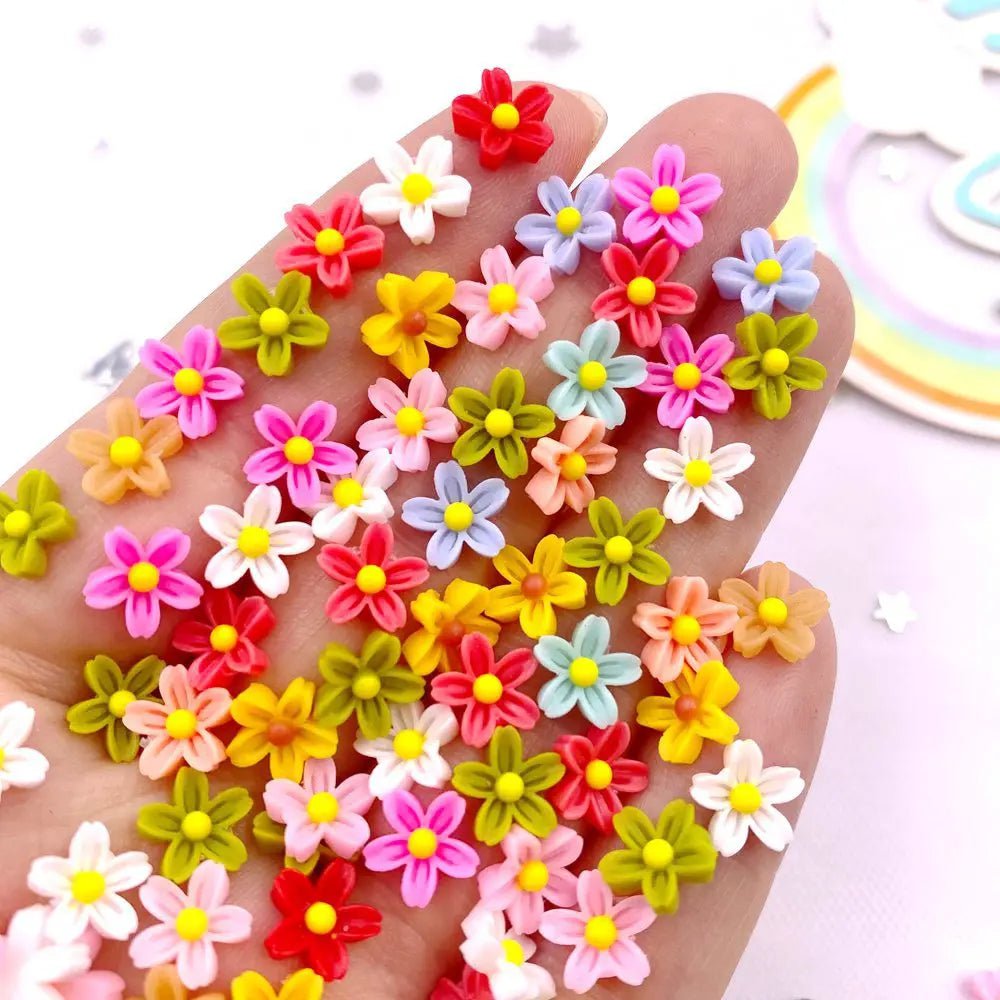 Storazone Random mixed 100Pcs 8mm Resin 3D Colorful Mini Flower Gems Flatback Figurines Scrapbook Wedding Applique  Nail Art Decor Crafts  OL560