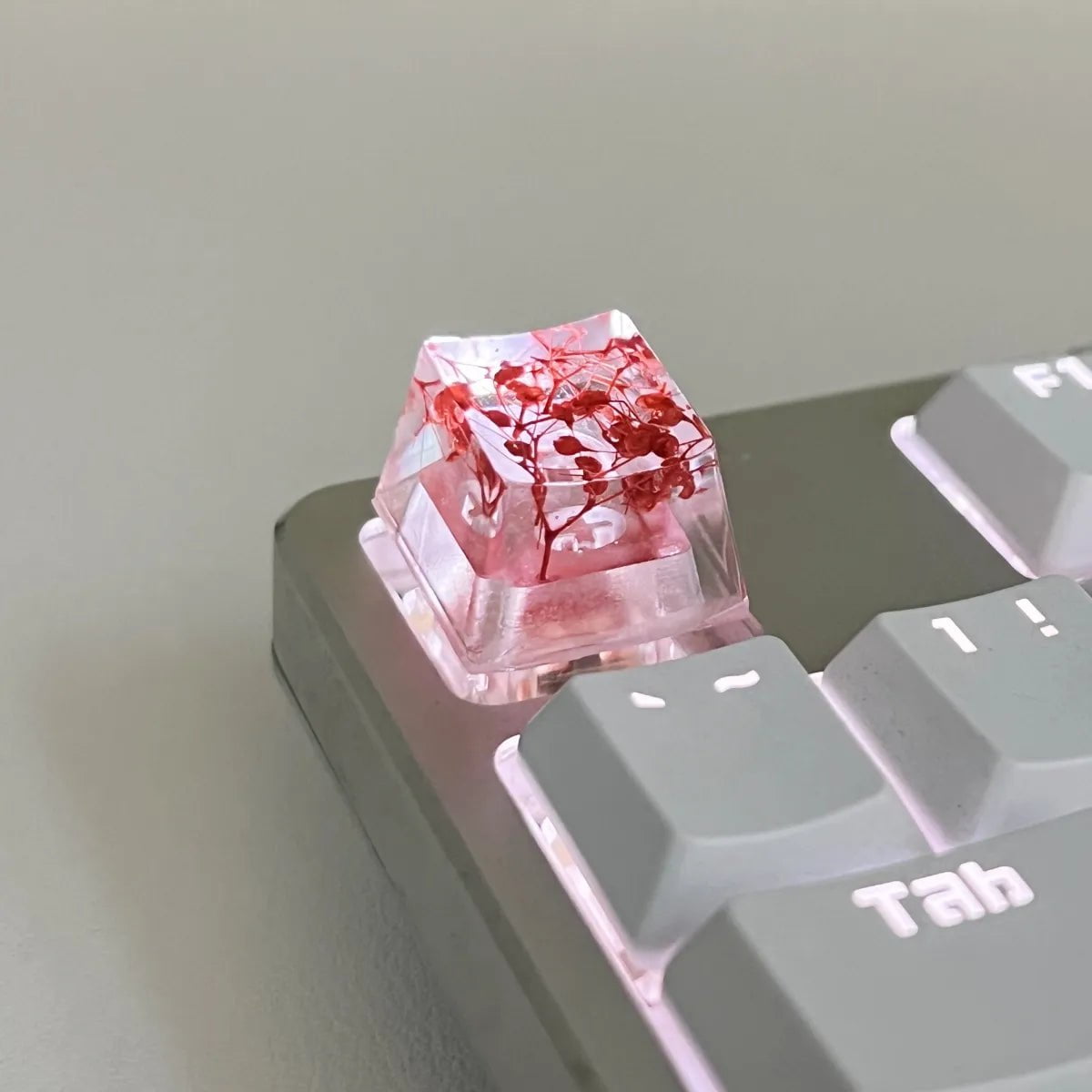 Storazone Red 1Pcs High Quality Epoxy DIY Translucent Leaves Dry Flowers Paper Cross Axis Mechanical Keyboard Keycap Universal Accessories