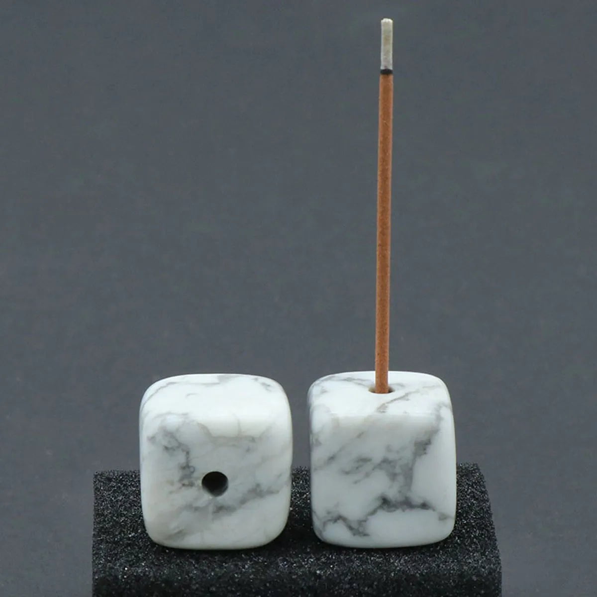 Storazone White Turquoise / 20mm-Hole 3mm 1pcs Natural Crystal Incense Sticks Holder Coil Censer Burner Rock Quartz Stone Base Buddhist Indoor Altar Table Home Decoration