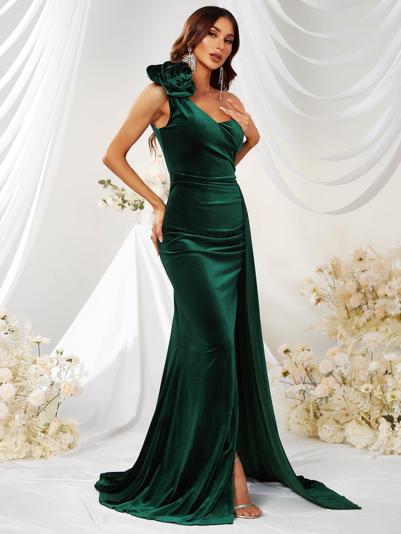 STORAZONE Woman fashion and Outdoor Long Sleeveless One-shoulder Three-dimensional Flower Dress